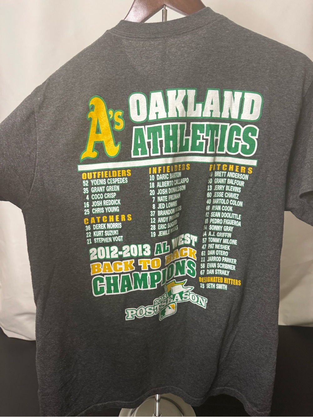 Majestic Oakland Athletics Gray Tee with Green and Yellow Team Graphics Mens med